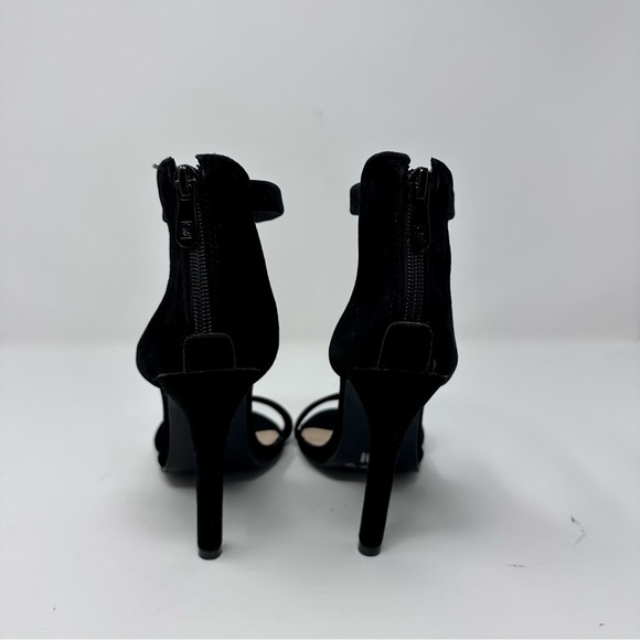 Black Velvet Strap On High Heel dress Shoes NWOT. Never worn. - Picture 4 of 5